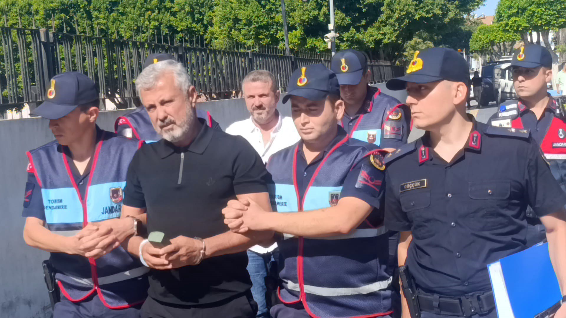 Eski Manavgat Belediye başkanı Sözen tutuklandı