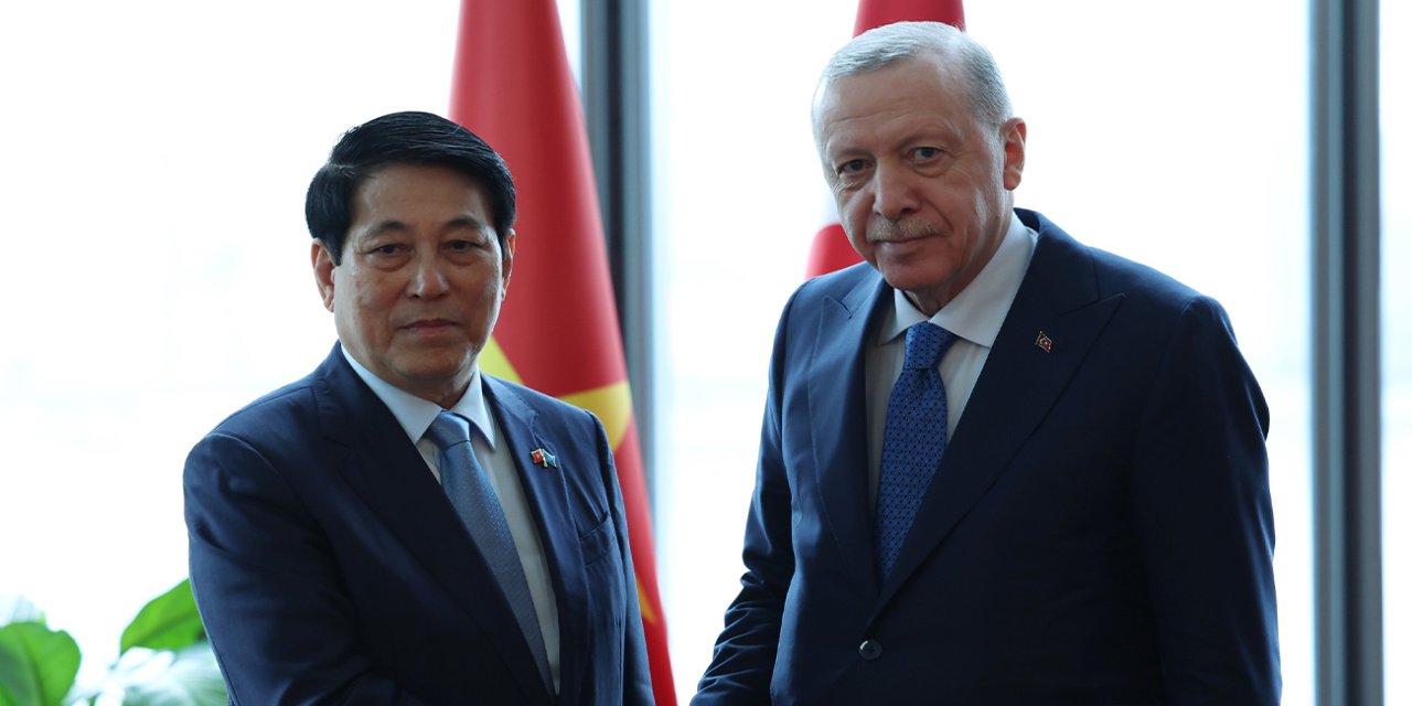 Cumhurbaşkanı Erdoğan, Vietnam Devlet Başkanı Luong Cuong ile görüştü