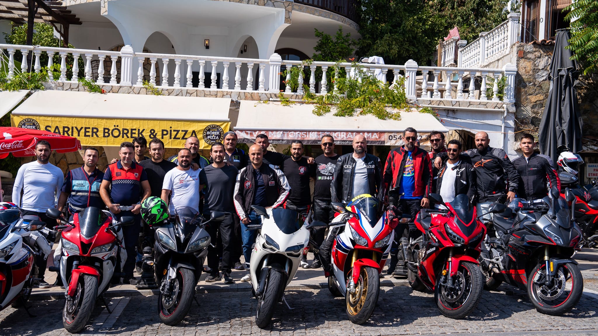 Motor tutkunları Akyaka’da buluştu