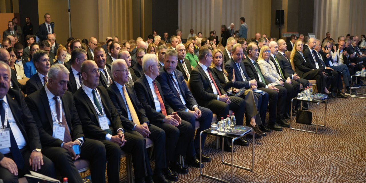 ESİAD Yatırım Zirvesi'nde savunma ve havacılık yatırımları ele alındı
