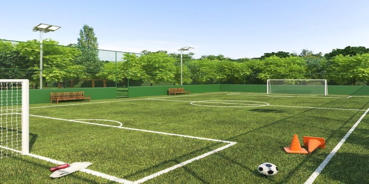 Marmaris'te 4 mahalleye daha futbol sahası yapılıyor