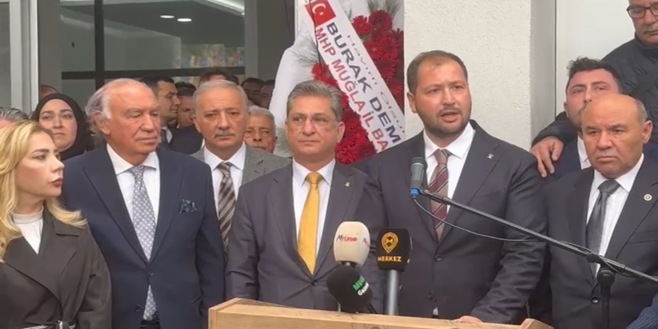 Ak Parti Muğla İl Başkanlığı’nda Görev Devir Töreni
