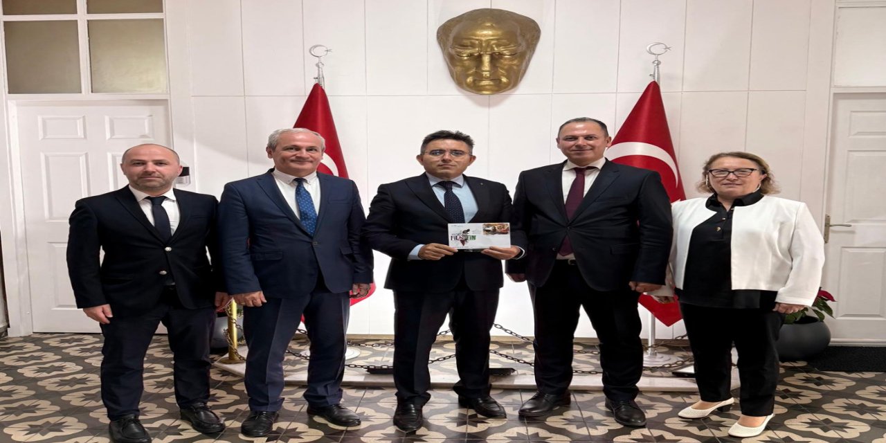 PTT’nin kuruluş yıl dönümü dolayısıyla Marmaris Kaymakamı Kaya’ya ziyaret