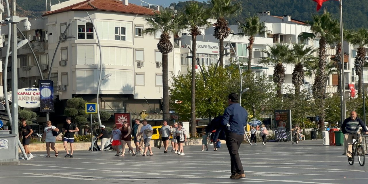 Marmaris’te Kasım hareketliliği sürüyor