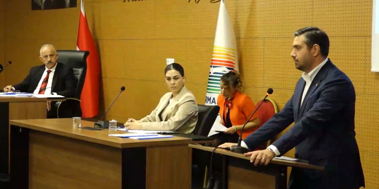 Ak Parti İlçe Başkanı Aravi’den belediyeye sert çıkış!