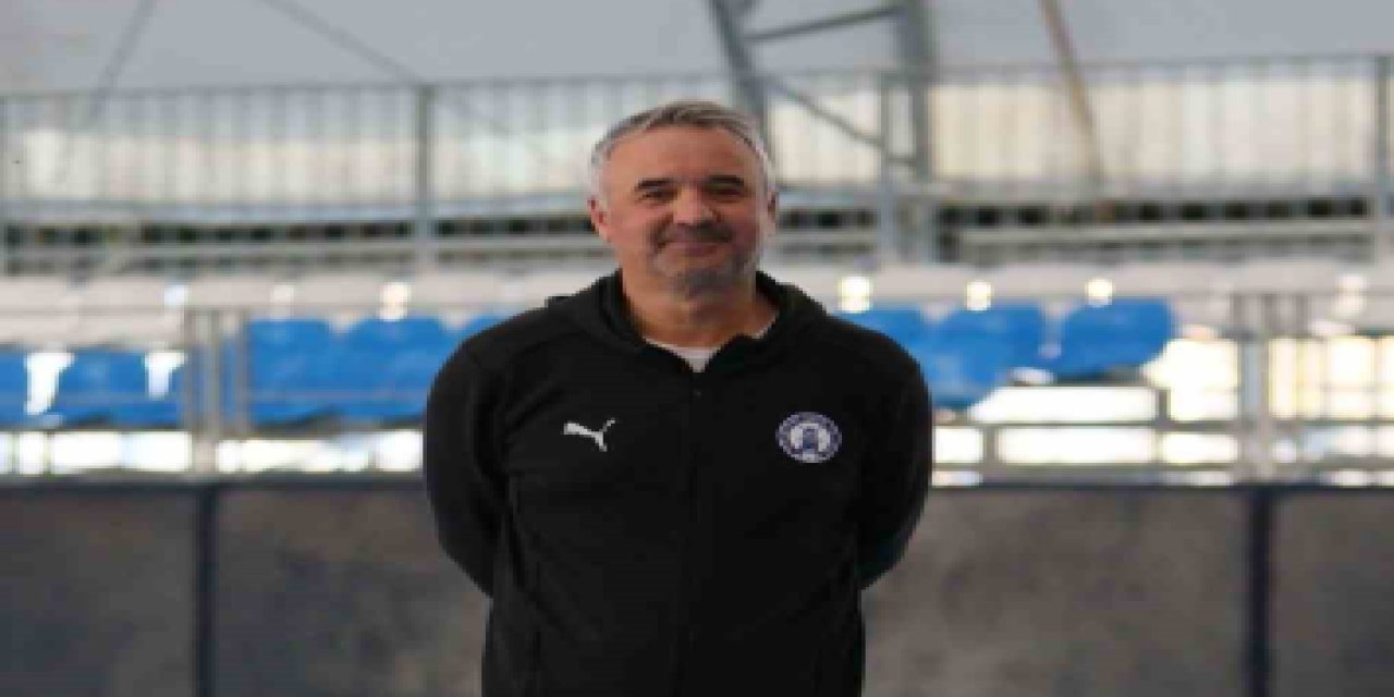 Yalıkavakspor Başantrenörü Özcan: "Hedefimizden ayrılmadan yola devam ediyoruz"