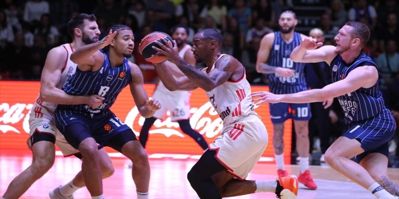Euroleague: A. Efes: 74 - Bayern Münih: 72