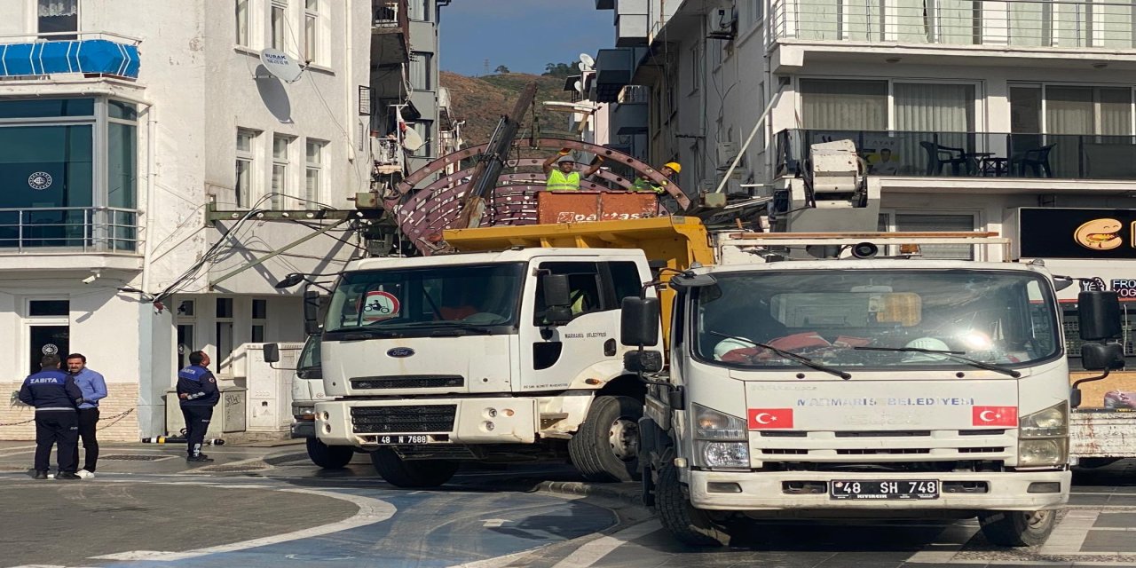 Marmaris kapalı çarşıda yıkım çalışmaları başladı