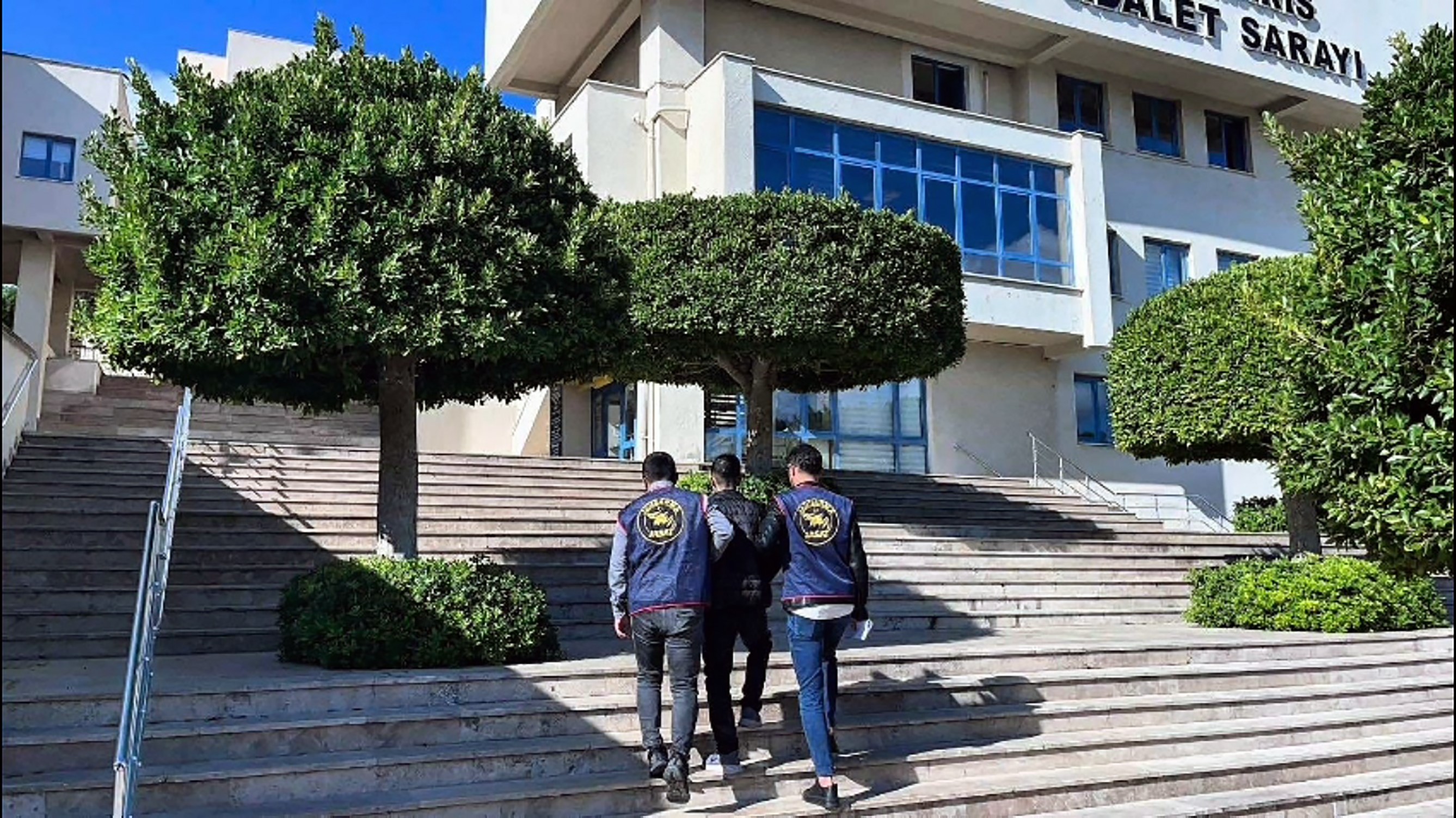 Muğla Jandarması 1 haftada 20 suçluyu cezaevine yolladı