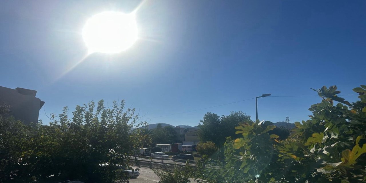 Marmaris’te güneş yüzünü gösterdi