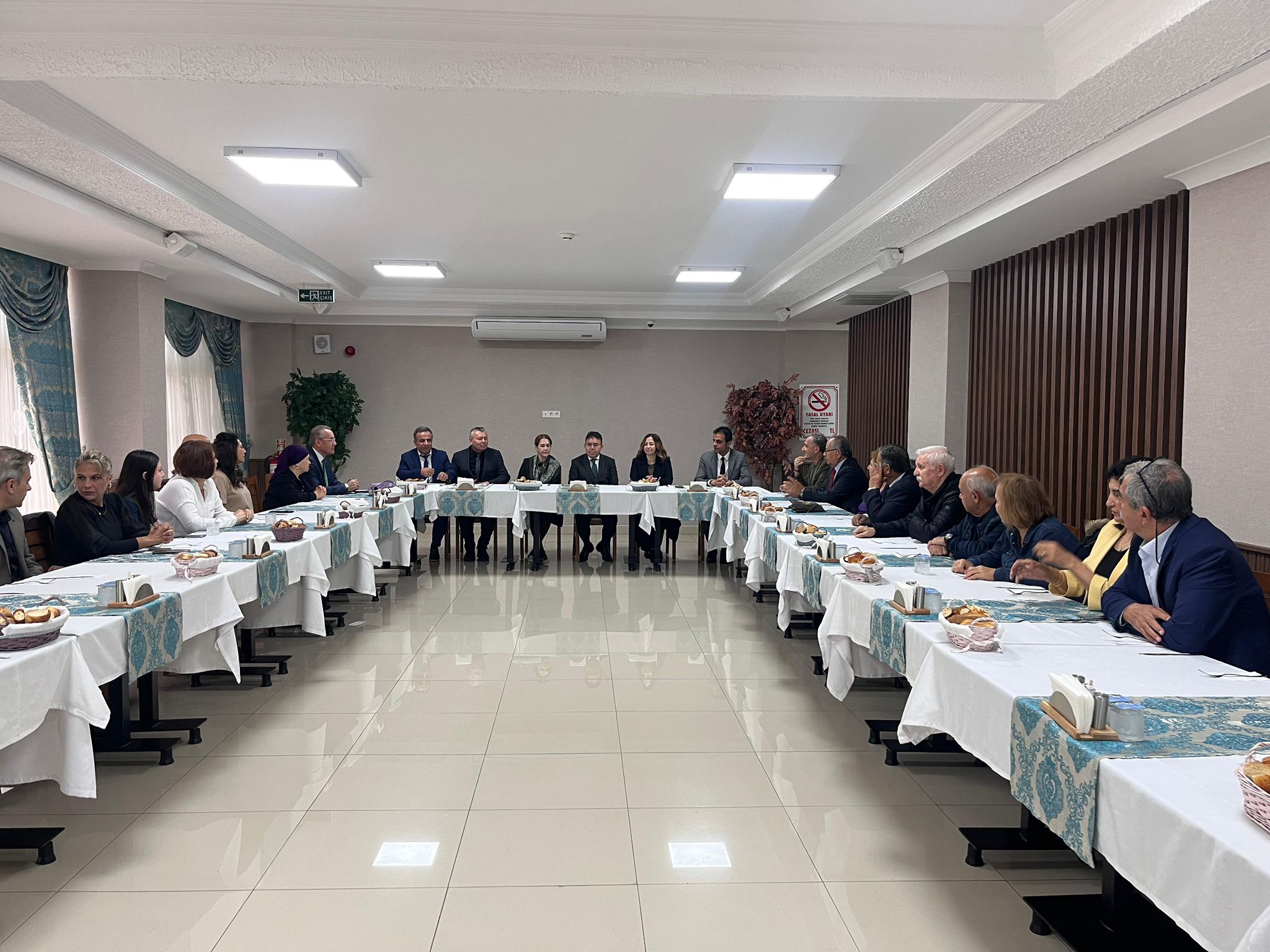 Marmaris’te  emekli öğretmenler ile anlamlı buluşma