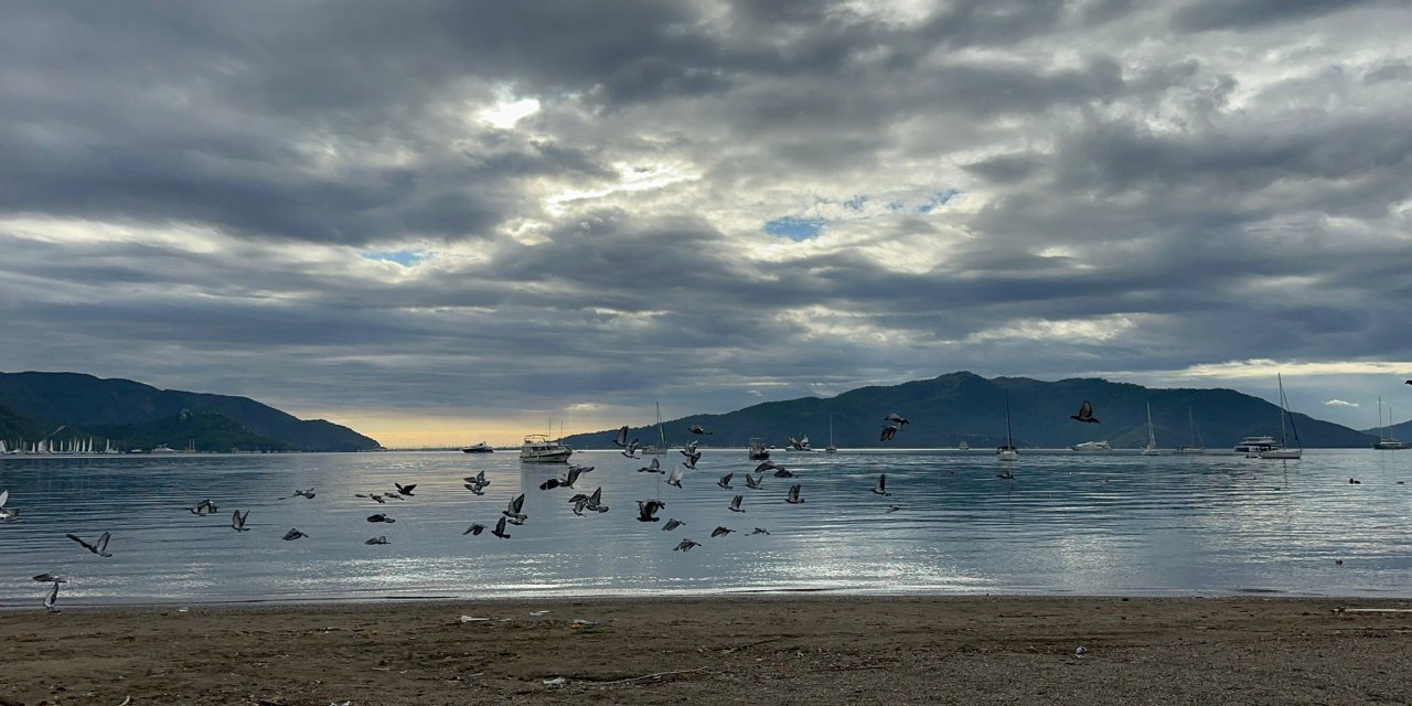 Marmaris’te fırtına sonrası sessizlik
