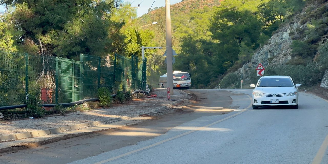 Bu yol tehlike saçıyor