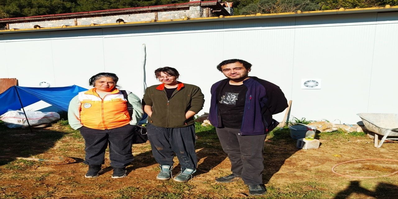 Menteşe’de zeytin üreticilerine yönelik kapsamlı bilgilendirme ve kontrol çalışmaları sürüyor