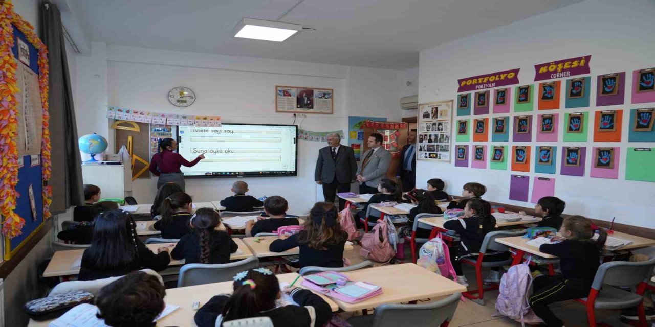 Muğla Milli Eğitim Müdürü Çay, Muğla Teknoloji Koleji’nde incelemelerde bulundu