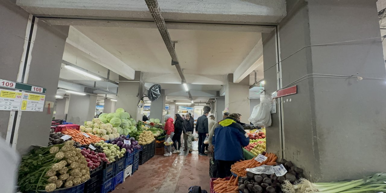Marmaris’te pazar fiyatları cep yakıyor