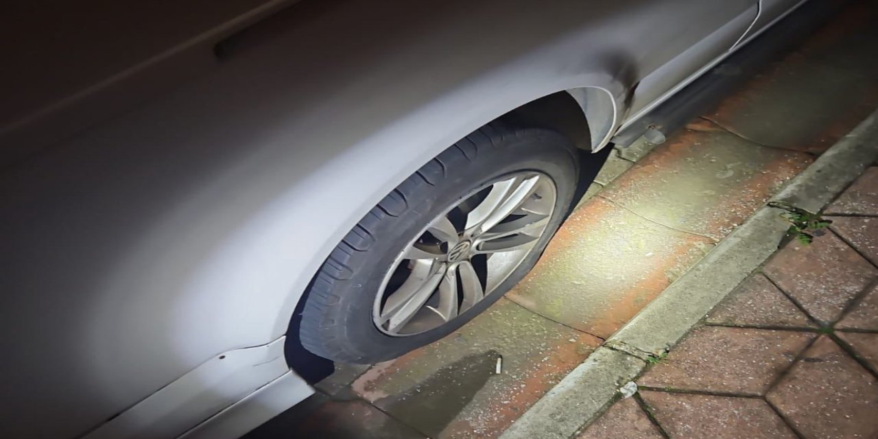 Marmaris’te park halindeki araçların lastiklerini kesen şahıs tutuklandı