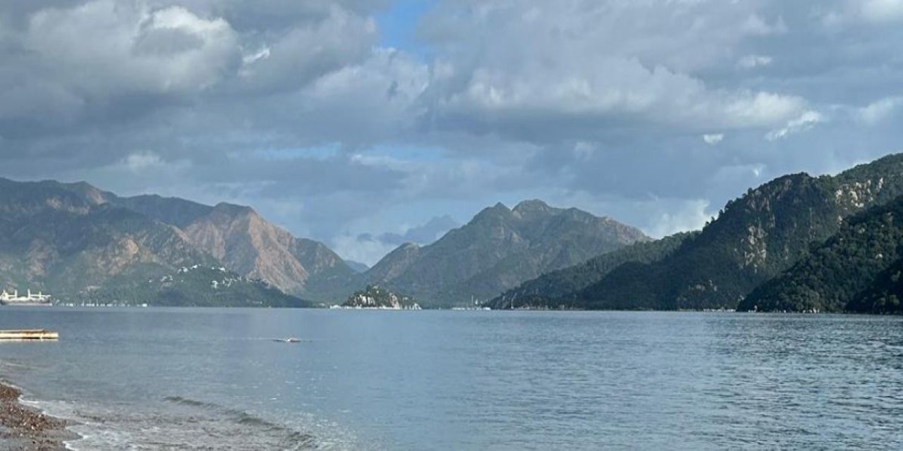 Yurdun dört bir yanında kar kış kıyamet Marmaris’te bahardan kalma günler