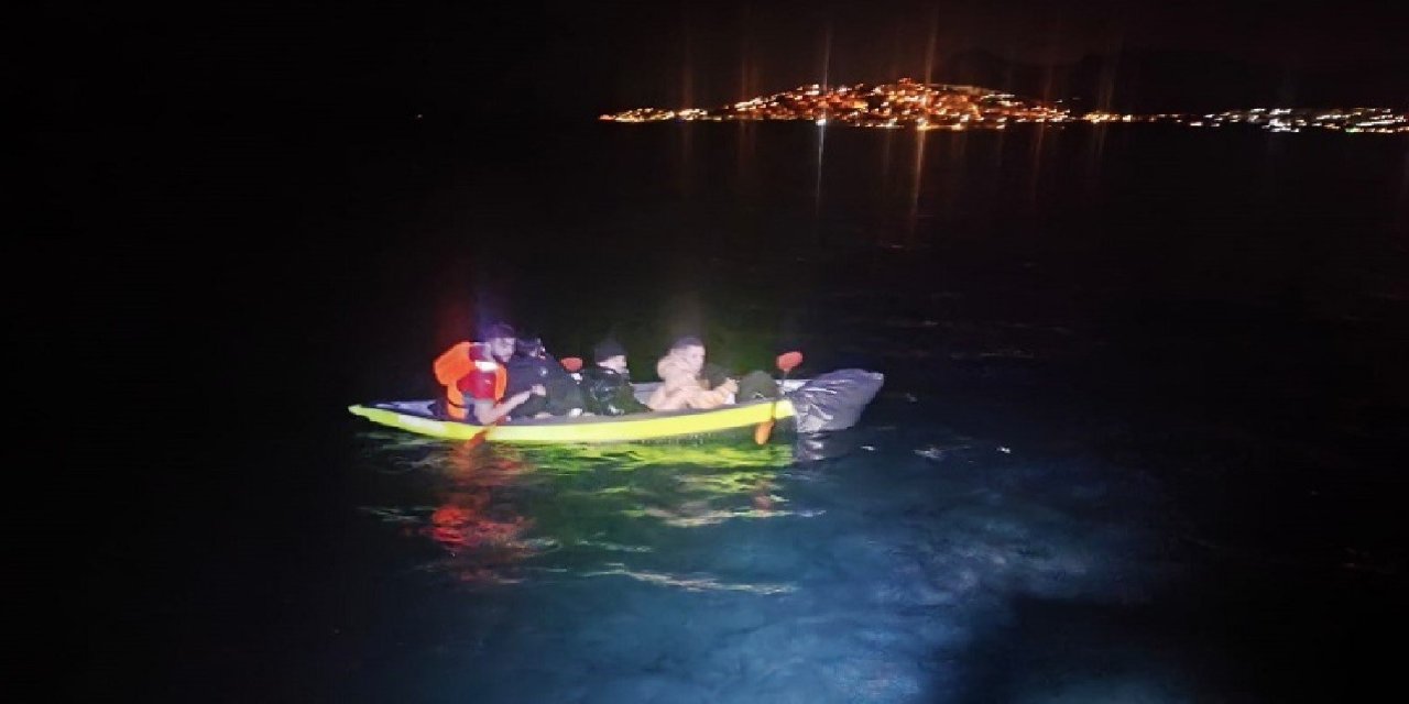 Bodrum'da göçmenler kanoyla kaçarken yakalandılar