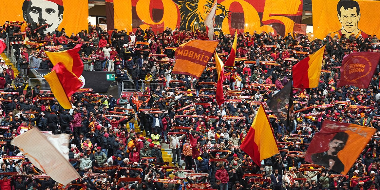 Galatasaray taraftarından yönetime tepki