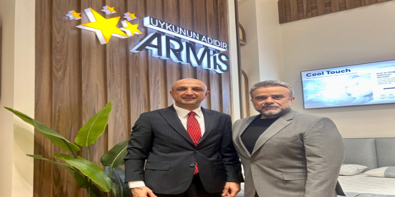 Bülent Serttaş, Armis Standında Hayranlarıyla Buluştu