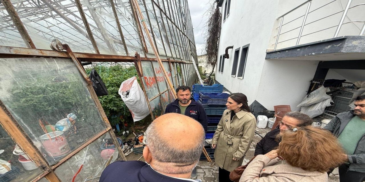 Özcan, hortumun seraları vurduğu Seydikemer’den seslendi ''Afet bölgesi ilan edilmelidir”