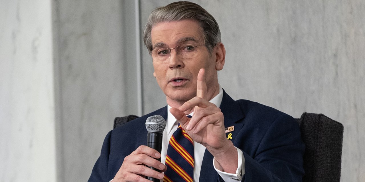 ABD Hazine Bakanı Bessent: "İran'da dolar kıtlığı oluşturduk"