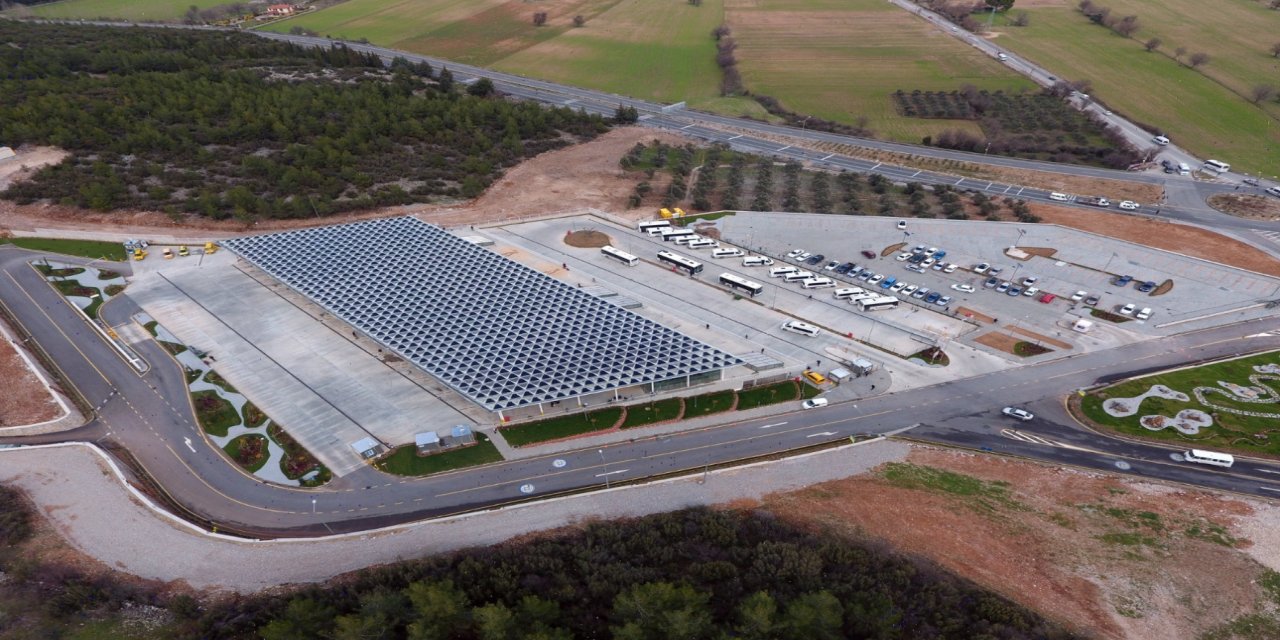 Büyükşehir, Güneş Enerjisinde Verimi Artırıyor