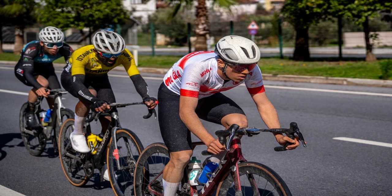 Muğla Büyükşehir Belediyesi Continental Bisiklet Takımı Sezona Hızlı Girdi