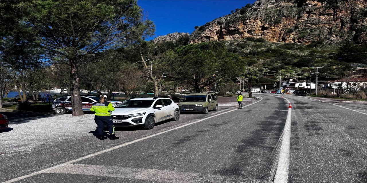 Jandarma trafik ekipleri bir haftada 25 bin 250 araç denetledi