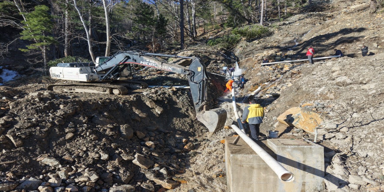 MUSKİ, Köyceğiz’de Toprak Kayması Nedeniyle Zarar Gören İsale Hattını Yeniledi