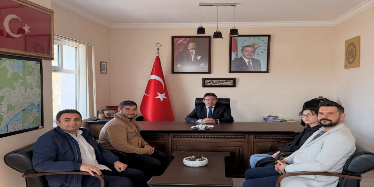 Marmaris Yat personelleri derneği’nden Kaymakam Kaya’ya ziyaret