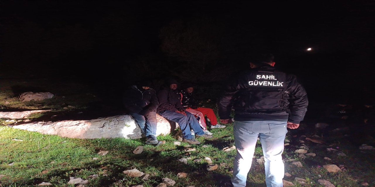 İzmir’de 22 düzensiz göçmen yakalandı