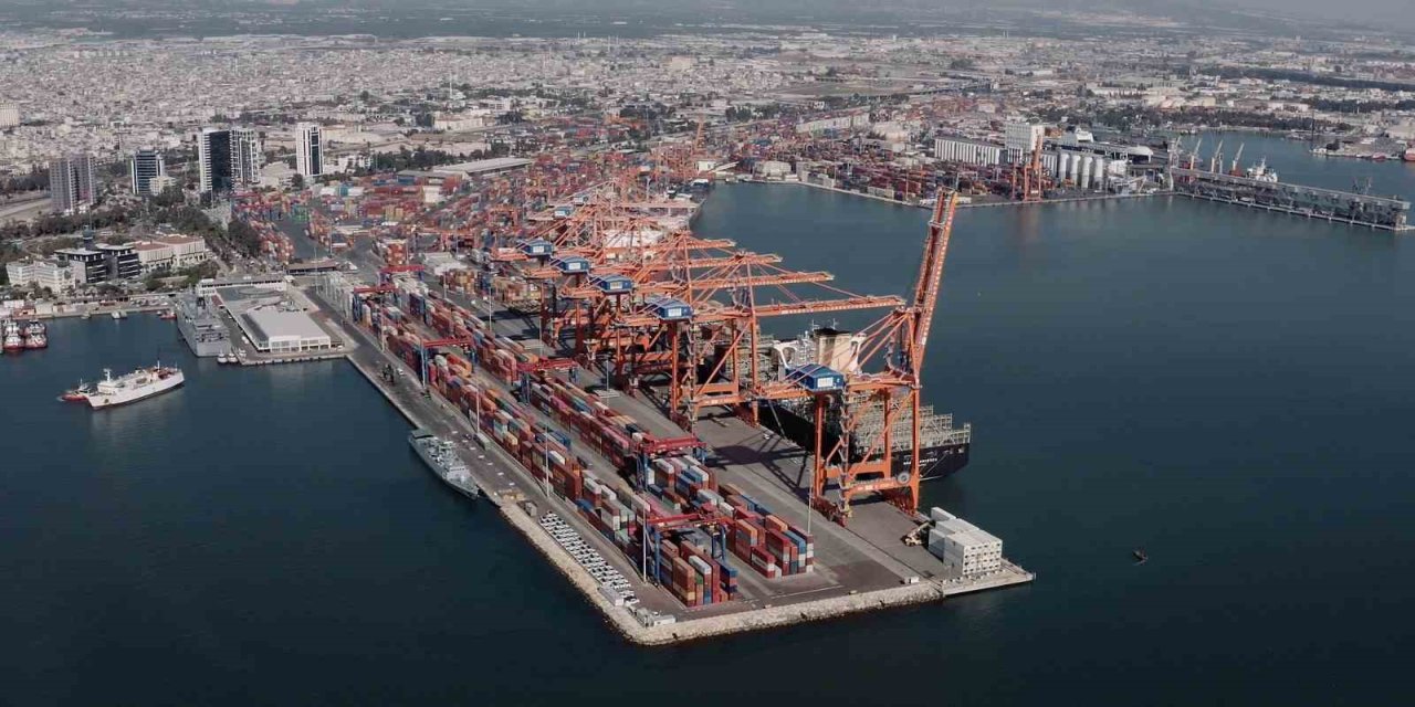 Bakan Uraloğlu yurt dışı limanlarından yurt içi limanlarına giren yük miktarları hakkında açıklama yaptı