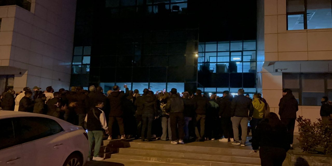 Marmarisliler başkanlarını yalnız bırakmadı