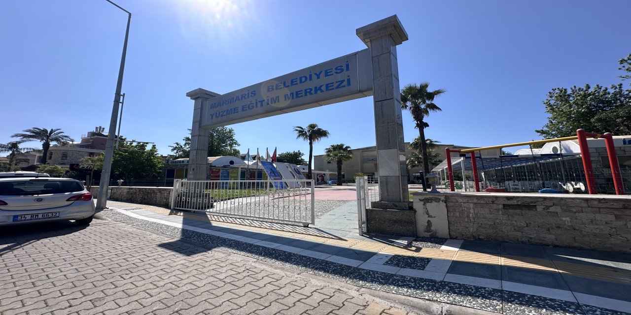 Marmaris’te belediye yüzme havuzu geçici olarak kapatıldı: sporcu aileleri çözüm bekliyor