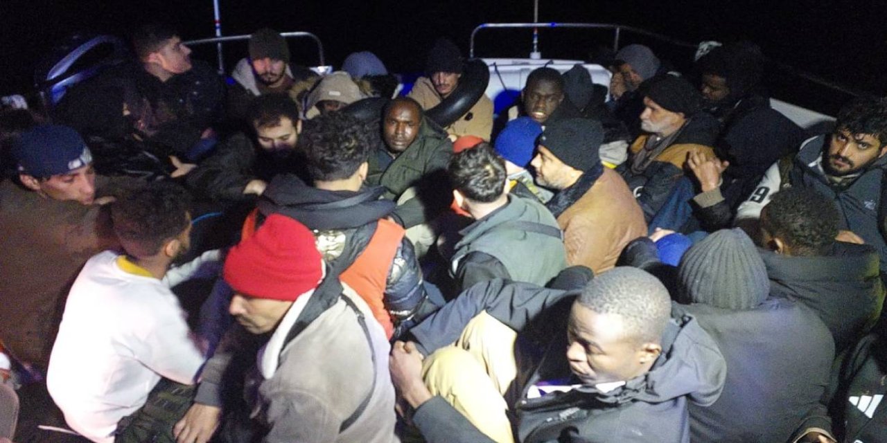 Bodrum açıklarında facianın eşiğinden dönüldü: 30 düzensiz göçmen kurtarıldı