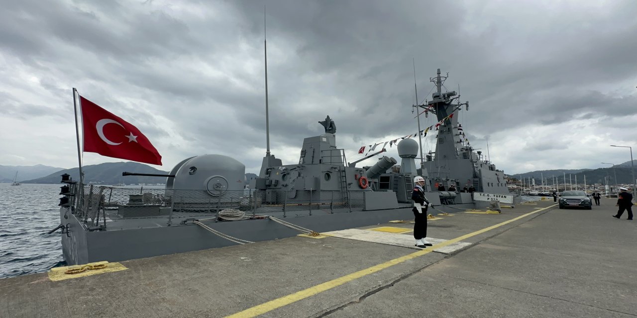 TCG Tufan Marmaris’te ziyarete açıldı