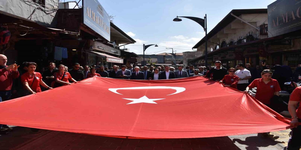 Geleneksel yağlı güreş müsabakaları Gaziantep’te kortejle başladı