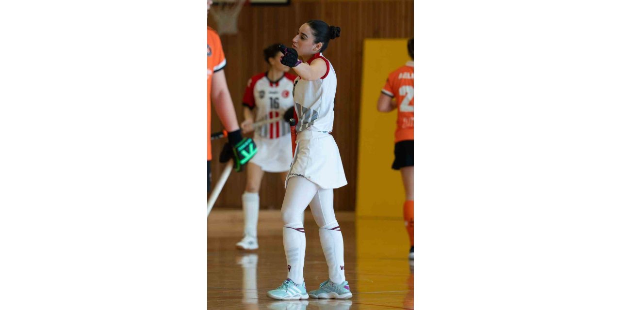 Hokeyde Avrupa’nın en iyisi Ege Yıldızları’nda