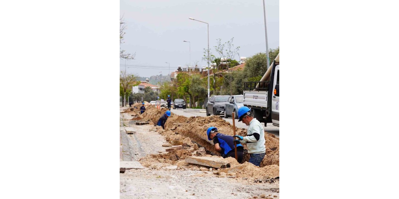 Milas’ta ömrünü tamamlayan su isale hatları değiştiriliyor