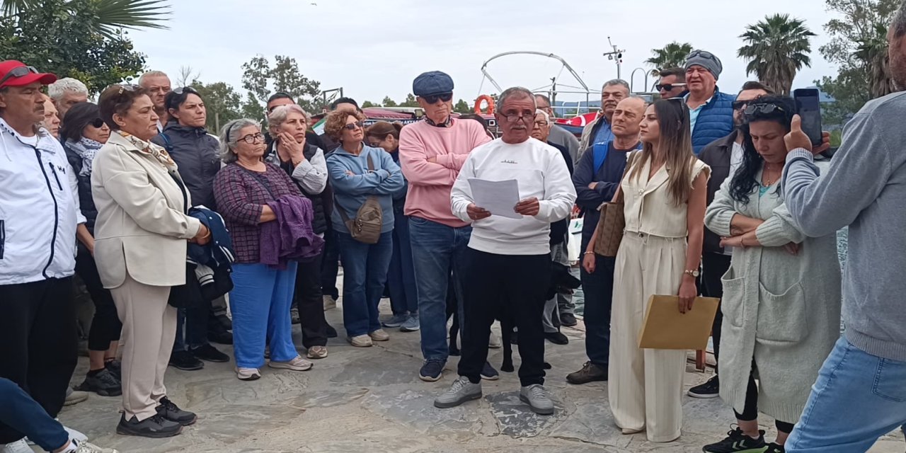 Akyaka’da tekneciler ayaklandı