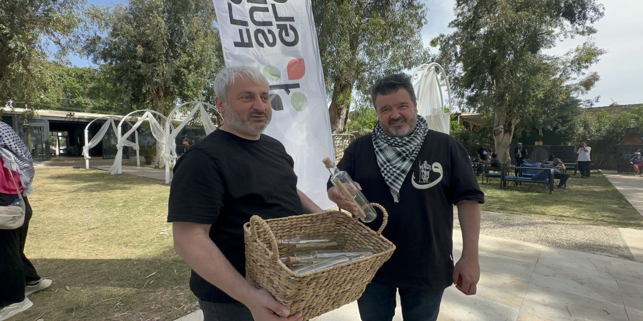 Gazze’ye umut şişeleri yola çıktı
