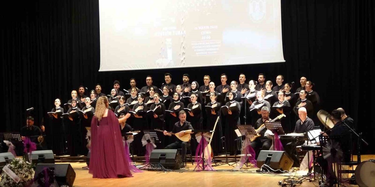 MSKÜ’de ’Birliğimiz dirliğimiz türkülerimiz’ konseri beğeni topladı