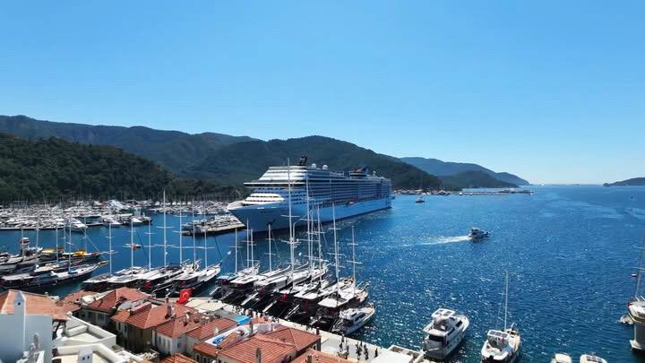 Marmaris’e bayram  bereketi bu hafta 3 gemi birden