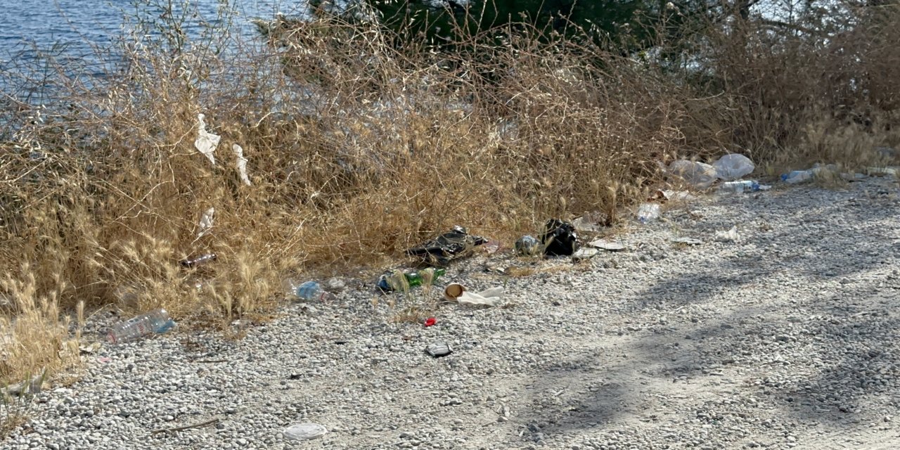 Marmaris’te seyir alanlarındaki çöp sorunu tepki