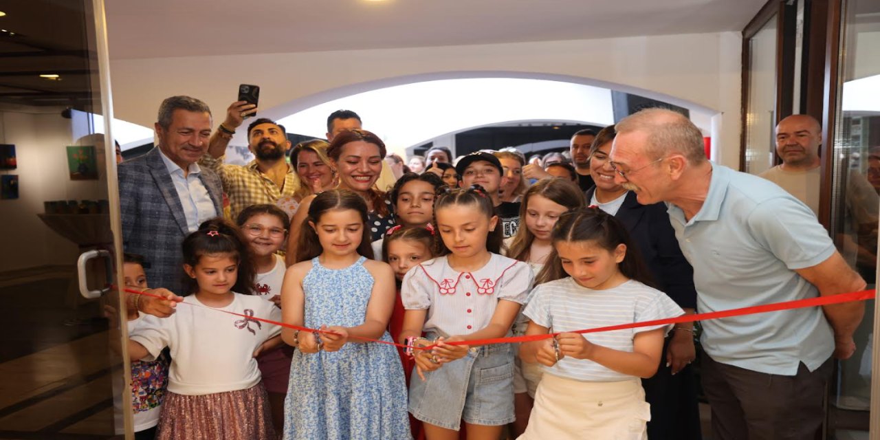 Marmaris Kültür ve sanat evinde yıl sonu heyecanı