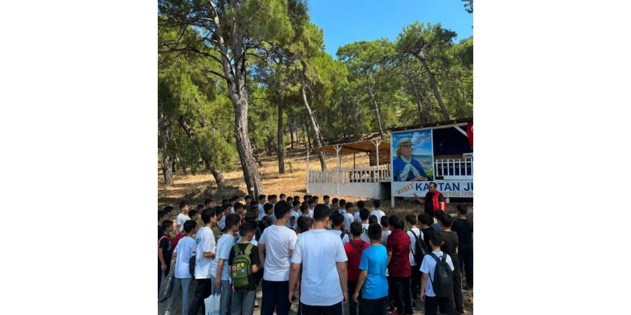 Doğayı koruyor, geleceğe umut oluyorlar gençler Dalyan’ı atıklardan temizledi