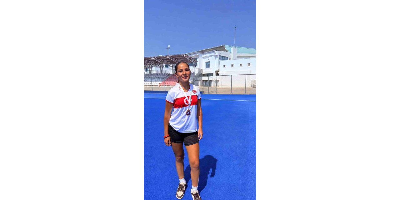 Muğlalı Hokey Milli oyuncu, Avrupa üçüncüsü oldu