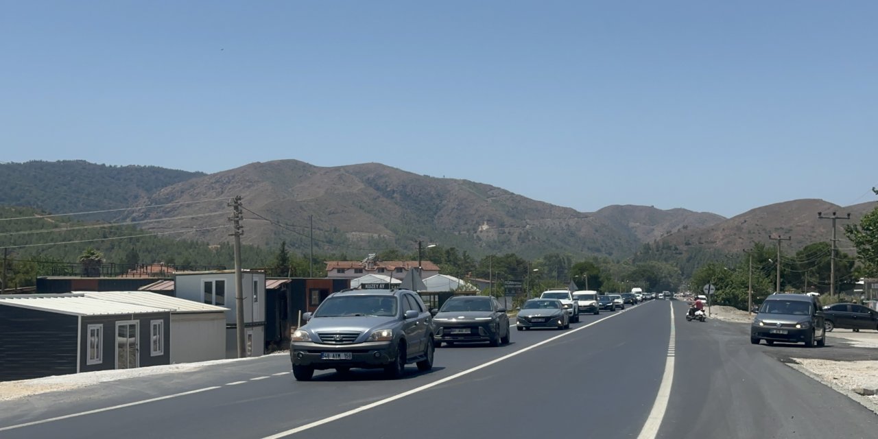 Marmaris’in kırsal mahallelerinde araç yoğunluğu